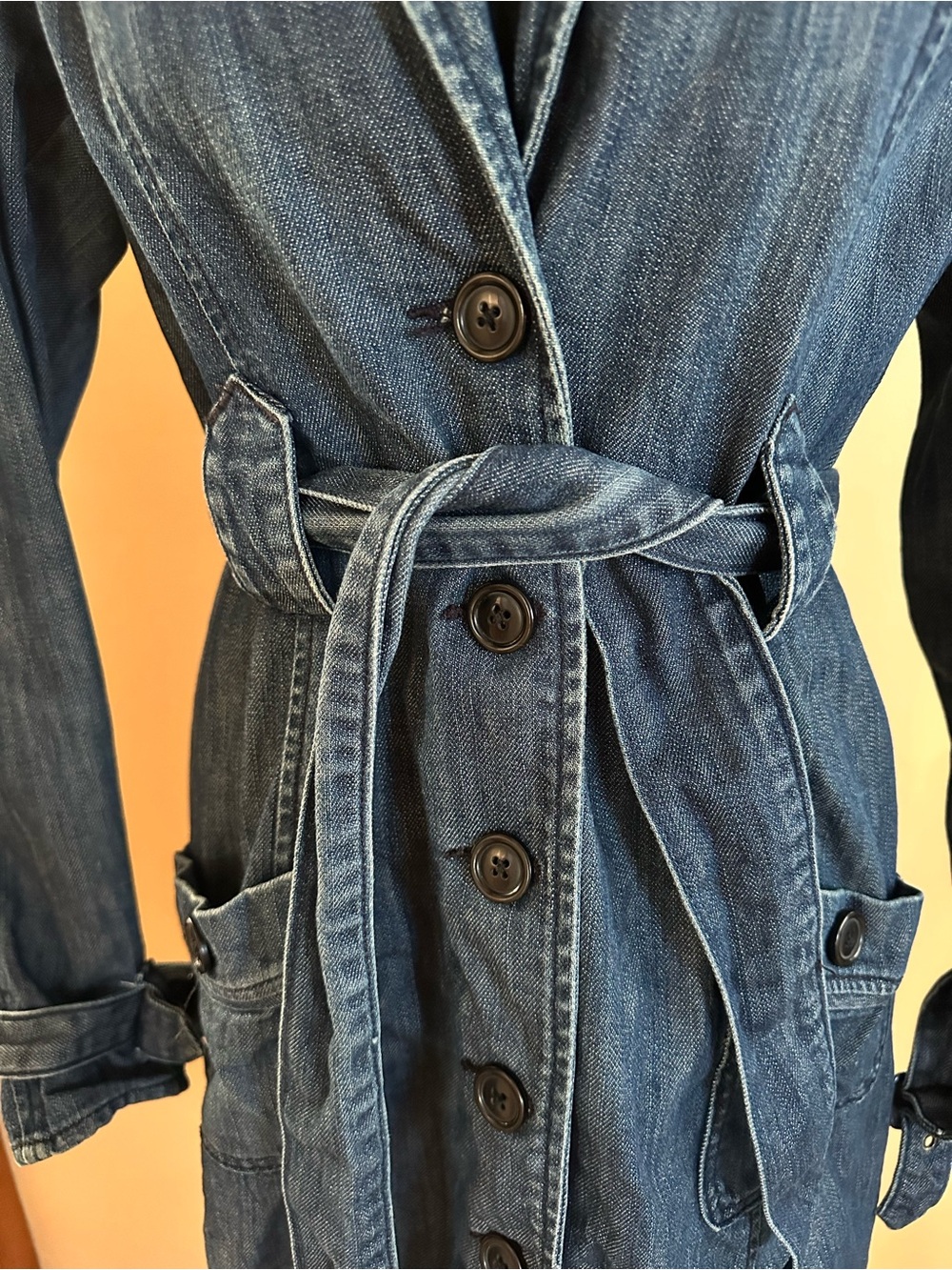 G by Guess Blue Denim Jean Belted Buttoned Coat Women’s size Medium - Picture 2 of 11
